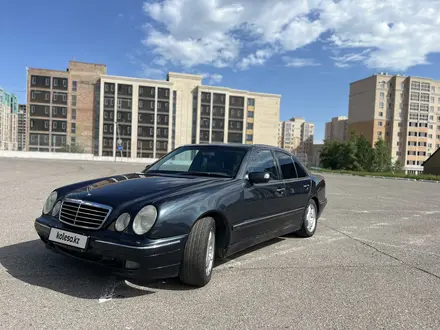 Mercedes-Benz E 200 2001 года за 3 800 000 тг. в Караганда – фото 2