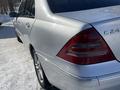 Mercedes-Benz C 240 2000 года за 3 500 000 тг. в Усть-Каменогорск – фото 9