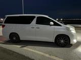 Toyota Alphard 2009 года за 6 600 000 тг. в Актау – фото 4