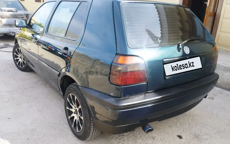 Volkswagen Golf 1995 года за 1 500 000 тг. в Туркестан