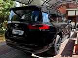 Toyota Land Cruiser 2021 года за 41 500 000 тг. в Астана – фото 4