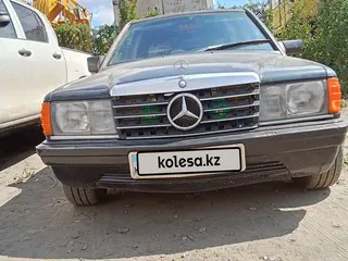 Mercedes-Benz 190