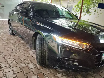 Honda Accord 2019 года за 14 500 000 тг. в Алматы – фото 2