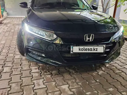 Honda Accord 2019 года за 14 500 000 тг. в Алматы – фото 3