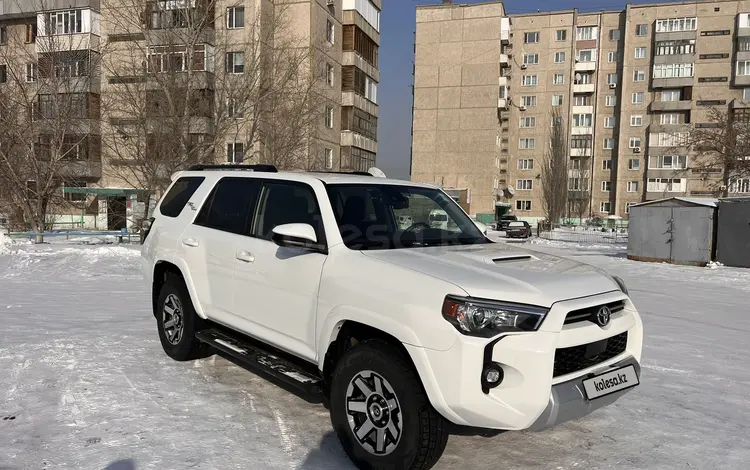 Toyota 4Runner 2021 годаfor25 990 000 тг. в Семей