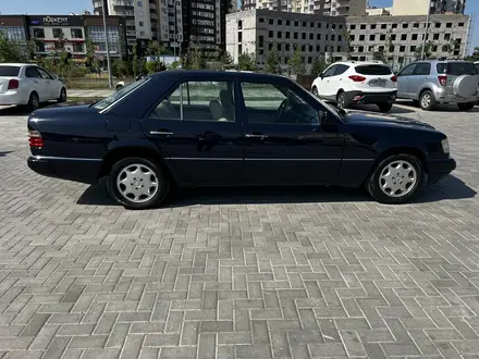 Mercedes-Benz E 300 1995 года за 5 000 000 тг. в Костанай – фото 11