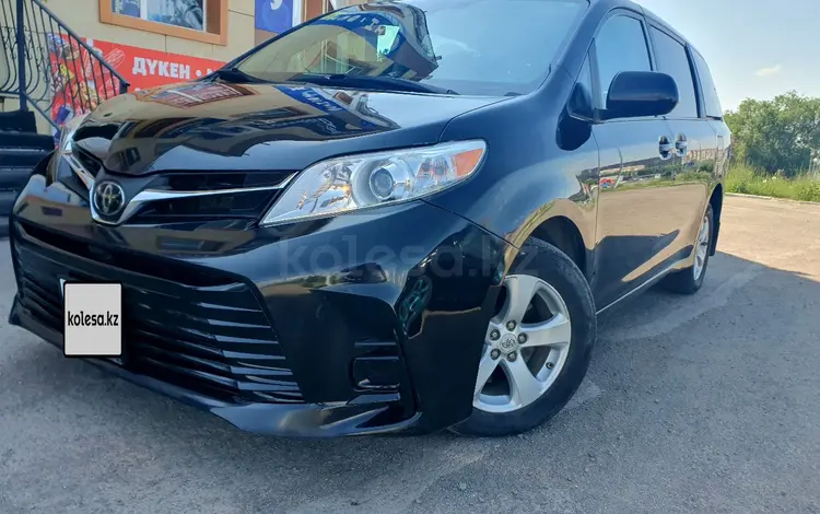 Toyota Sienna 2020 года за 13 640 000 тг. в Астана