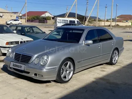 Mercedes-Benz E 320 2001 года за 7 000 000 тг. в Жанаозен