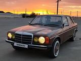 Mercedes-Benz E 200 1983 годаүшін1 550 000 тг. в Алматы – фото 4