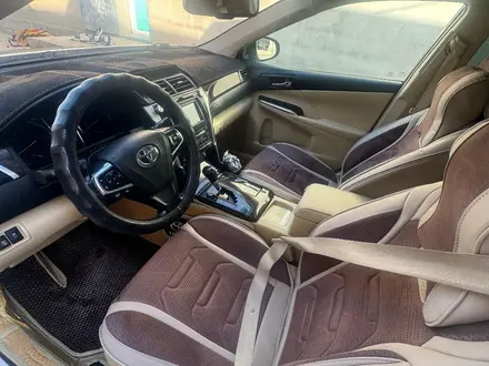 Toyota Camry 2015 года за 11 000 000 тг. в Бейнеу – фото 9