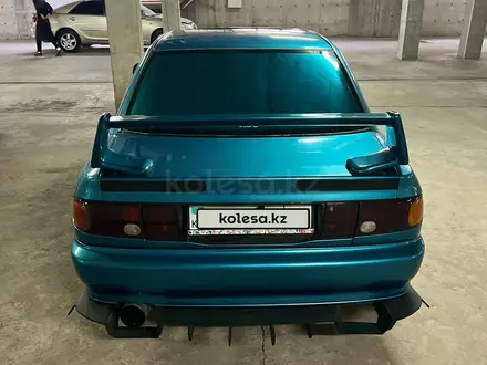 Mitsubishi Lancer 1993 года за 2 000 000 тг. в Шымкент – фото 3