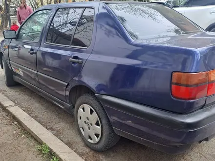 Volkswagen Vento 1994 года за 850 500 тг. в Алматы – фото 4