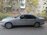 Mercedes-Benz E 200 1996 годаүшін2 000 000 тг. в Караганда – фото 2