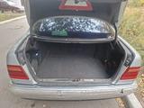 Mercedes-Benz E 200 1996 годаүшін2 000 000 тг. в Караганда – фото 4
