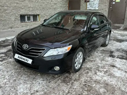 Toyota Camry 2011 года за 7 600 000 тг. в Астана