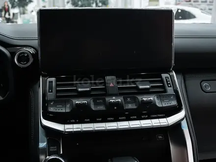 Toyota Land Cruiser Premium+ 2024 года за 73 790 000 тг. в Караганда – фото 16
