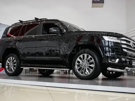 Toyota Land Cruiser Premium+ 2024 года за 73 790 000 тг. в Караганда – фото 5