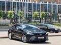 Toyota Camry 2018 года за 13 200 000 тг. в Астана