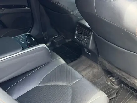 Toyota Camry 2018 года за 13 200 000 тг. в Астана – фото 9