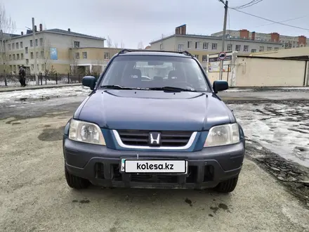 Honda CR-V 1997 года за 2 950 000 тг. в Актобе – фото 4