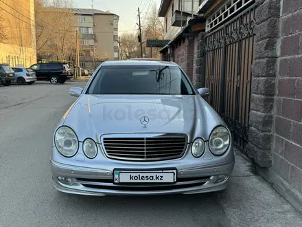Mercedes-Benz E 240 2004 года за 5 799 988 тг. в Алматы – фото 17