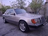 Mercedes-Benz E 230 1990 года за 850 000 тг. в Тараз