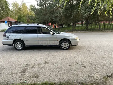 Subaru Legacy 1995 года за 1 750 000 тг. в Есик – фото 4