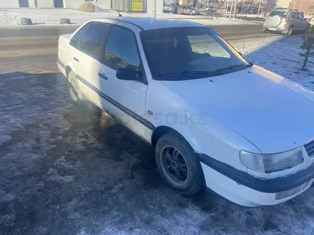 Volkswagen Passat 1994 года за 1 000 000 тг. в Кокшетау – фото 3