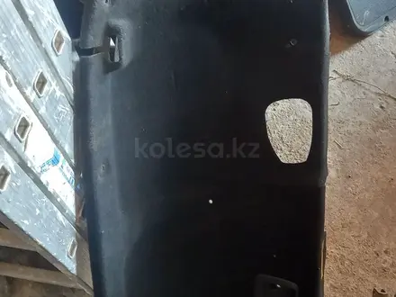 Крышка багажника лексус за 40 000 тг. в Алматы – фото 4