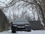 Lexus ES 300h 2013 года за 13 000 000 тг. в Атырау – фото 2