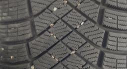 Резина в хорошем состоянии без шишек и пореззов pirelli зима за 150 000 тг. в Алматы – фото 4