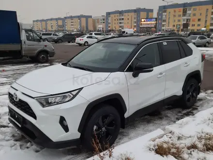 Toyota RAV4 2021 года за 16 500 000 тг. в Алматы