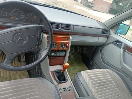 Mercedes-Benz E 200 1994 года за 2 200 000 тг. в Алматы – фото 6