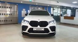 BMW X6 M 2024 года за 70 308 000 тг. в Алматы – фото 2