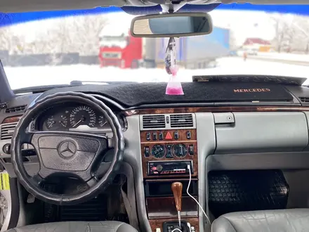 Mercedes-Benz E 280 1997 года за 2 500 000 тг. в Алматы – фото 10