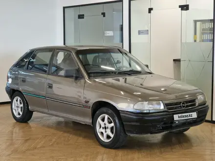 Opel Astra 1994 года за 1 100 000 тг. в Астана – фото 3