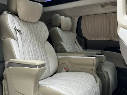 Kia Carnival 2022 года за 26 000 000 тг. в Астана – фото 15
