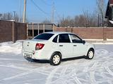 ВАЗ (Lada) Granta 2190 2013 года за 1 650 000 тг. в Караганда – фото 2