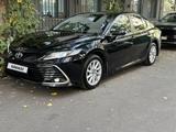 Toyota Camry 2021 года за 12 400 000 тг. в Урджар