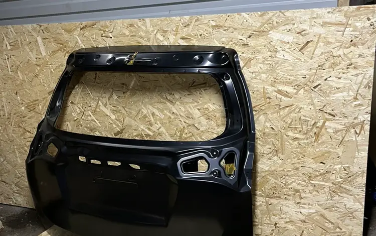 Крышка багажника на Toyota RAV4 2016-2019 за 335 000 тг. в Алматы