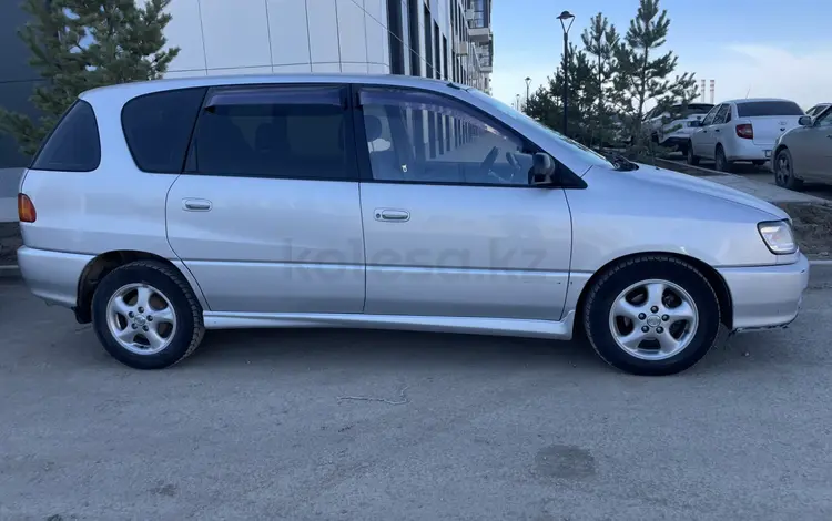 Toyota Ipsum 1996 года за 2 200 000 тг. в Астана