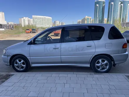 Toyota Ipsum 1996 года за 2 200 000 тг. в Астана – фото 2