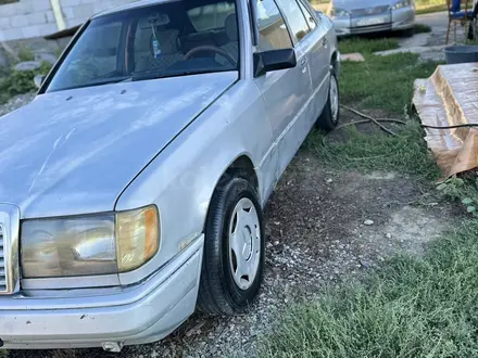 Mercedes-Benz E 230 1989 года за 900 000 тг. в Талдыкорган – фото 4