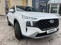 Hyundai Santa Fe 2023 годаfor17 800 000 тг. в Астана