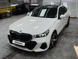 BMW 530 2025 года за 39 500 000 тг. в Астана