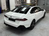 BMW 530 2025 года за 39 500 000 тг. в Астана – фото 5