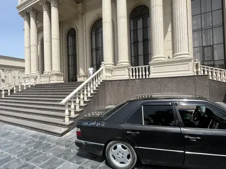 Mercedes-Benz E 230 1991 года за 1 150 000 тг. в Алматы – фото 4