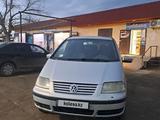 Volkswagen Sharan 2003 годаfor2 800 000 тг. в Тараз