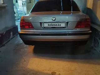 BMW 728