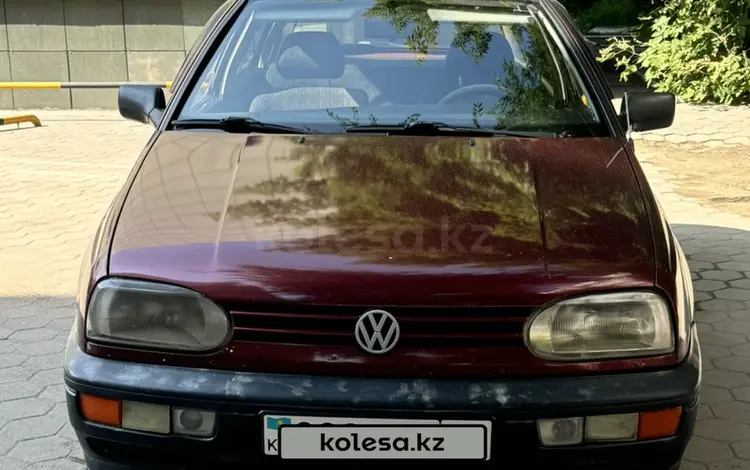 Volkswagen Golf 1992 года за 1 350 000 тг. в Семей